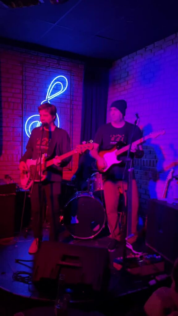 rock and roll all nite no bar das artes.MP4