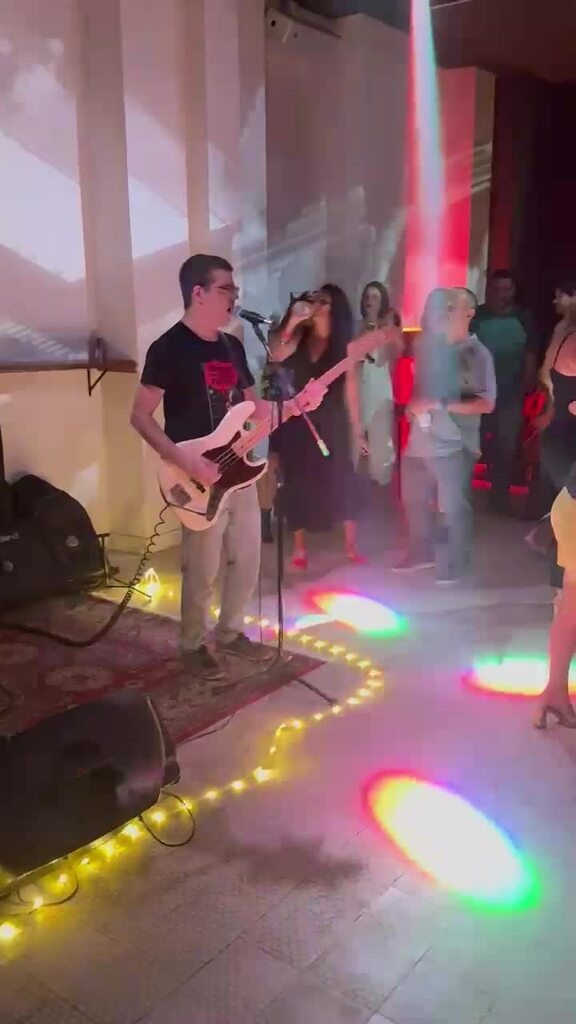 WhatsApp Video 2025-02-07 at 11.57.01.mp4