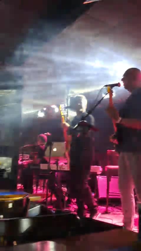 WhatsApp Video 2025-10-20 at 08.05.30.mp4