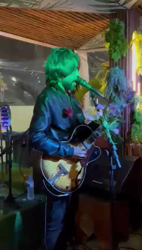 WhatsApp Video 2022-11-14 at 14.05.14.mp4