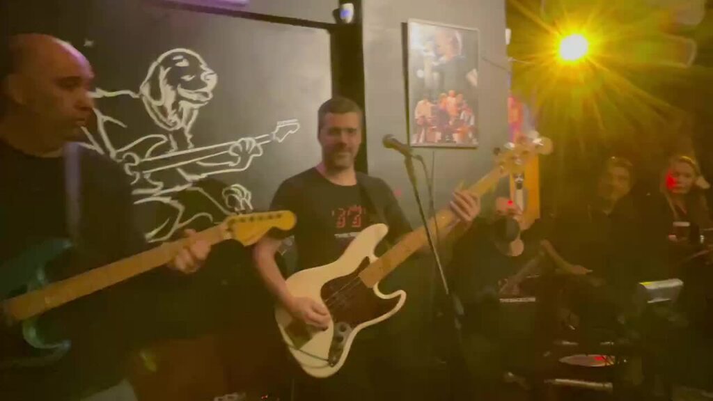 every little thing.MP4