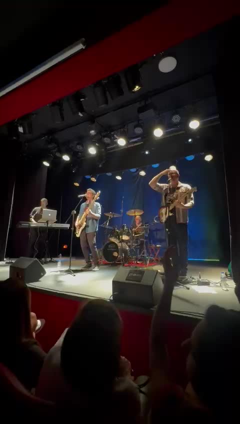 WhatsApp Video 2025-03-14 at 01.09.52.mp4