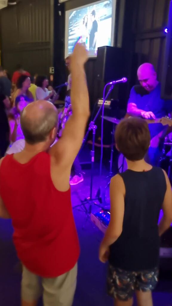 everybody wants to rule the world.mp4