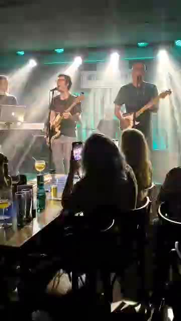 WhatsApp Video 2025-01-18 at 23.21.54.mp4