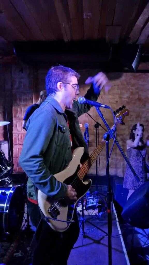 envelheco na cidade WhatsApp Video 2025-03-31 at 08.14.04.mp4