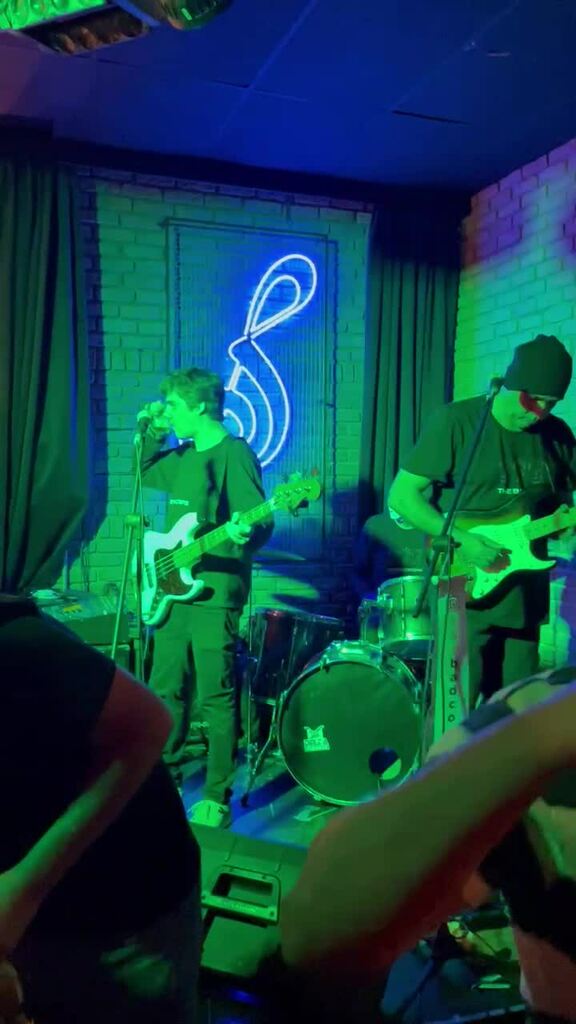 merchan no bar das arttes.MP4