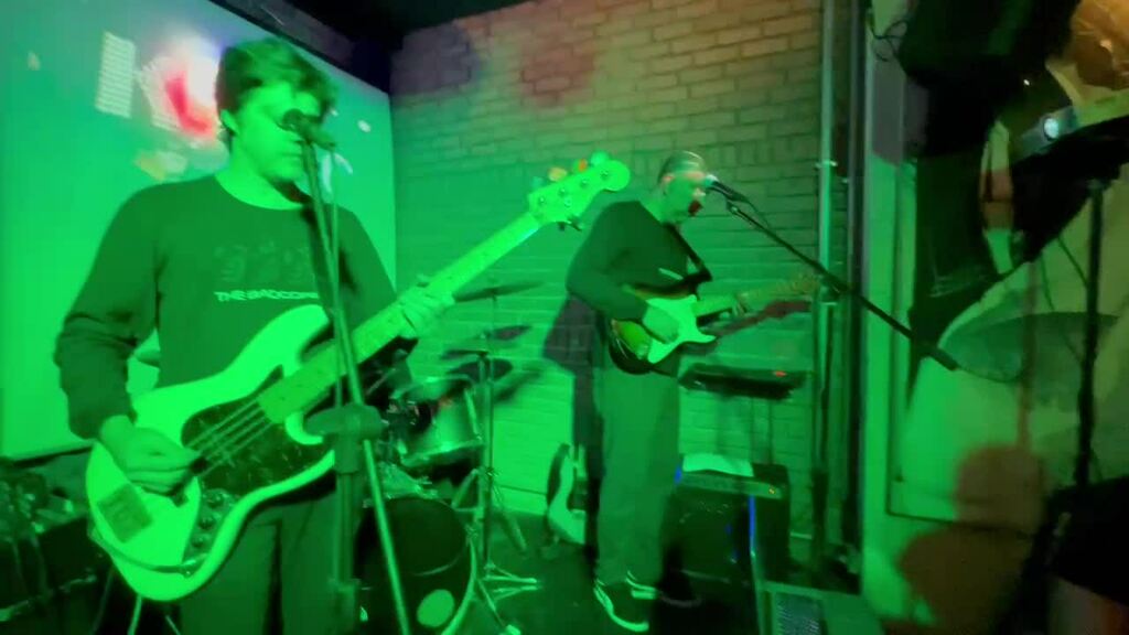 everybody wants to rule nop bar das artes.MP4