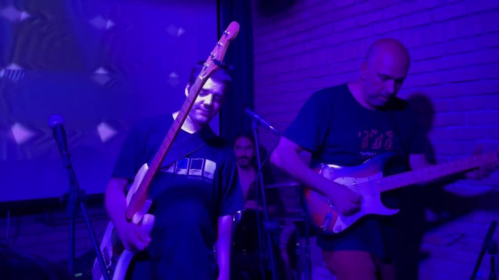 back on the chain gang.MP4