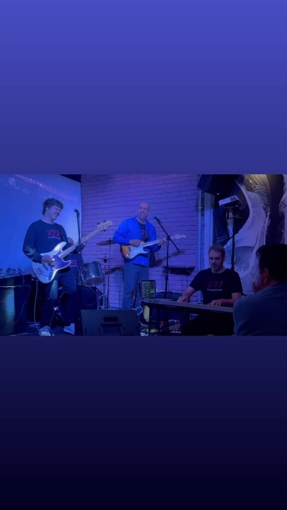 video_1_86827bf2a5be4c1583f9d1037928a4e2.MP4