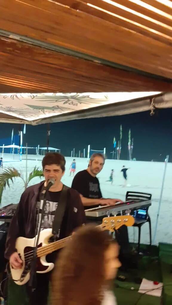 VID_20220723_203738477.mp4