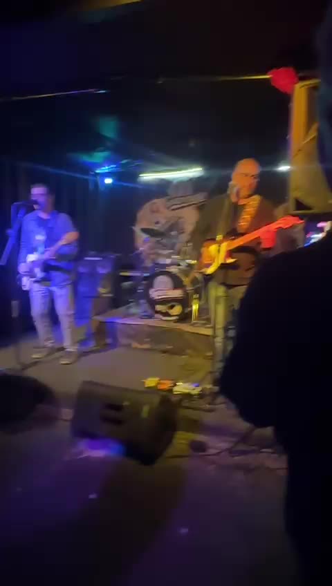 WhatsApp Video 2025-05-25 at 01.28.51.mp4