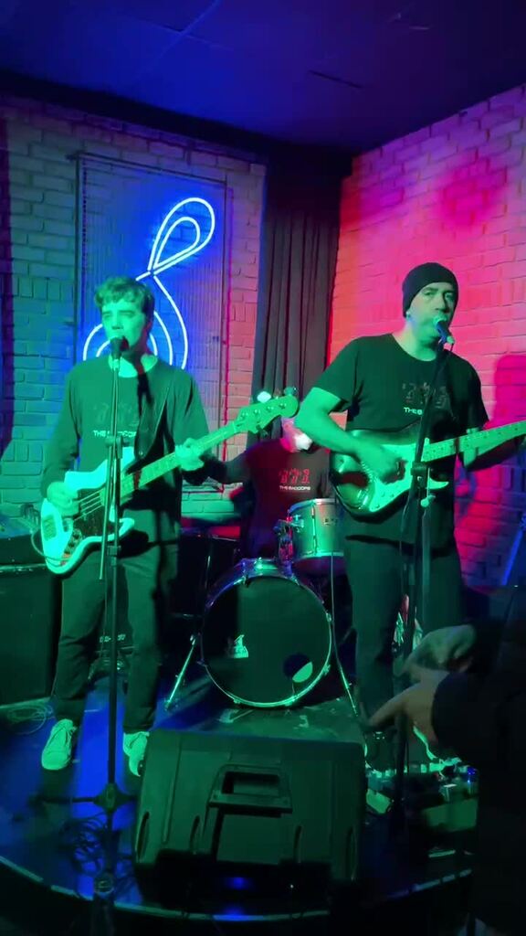 dedododo no bar das artes.MP4