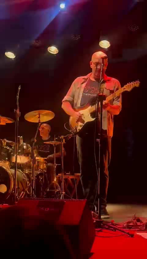 WhatsApp Video 2025-03-14 at 01.13.17.mp4